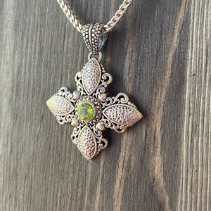 NEW Bali Peridot 925 Sterling Silver Pendant